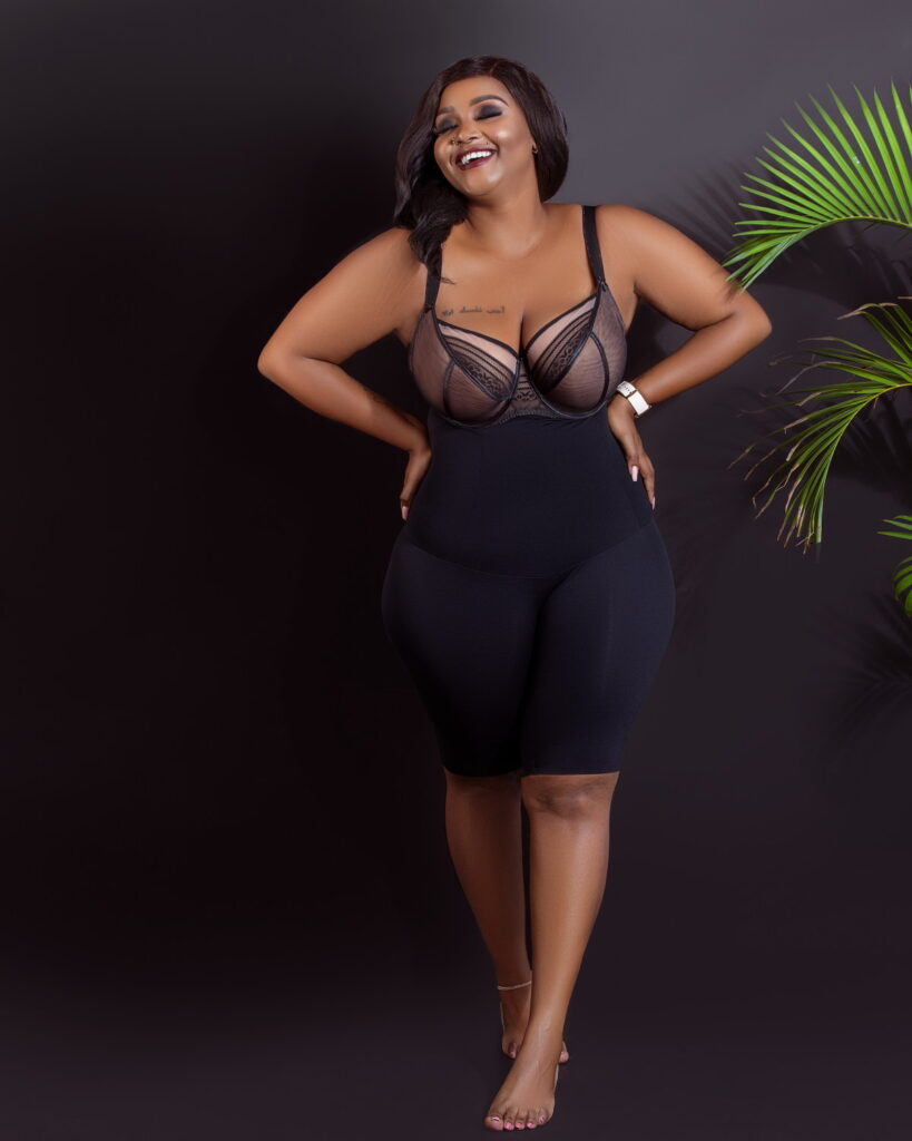 Extra High Waisted Sculpting Shaper Short Black My Curves